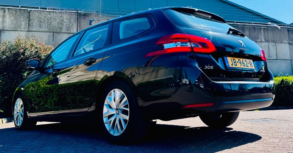 Peugeot 308 SW 1.2 PureTech Blue Lease/D-RIEM V.V/TOP STAAT/, Auto's, Peugeot, Voorwielaandrijving, Stof, Gebruikt, 1199 cc