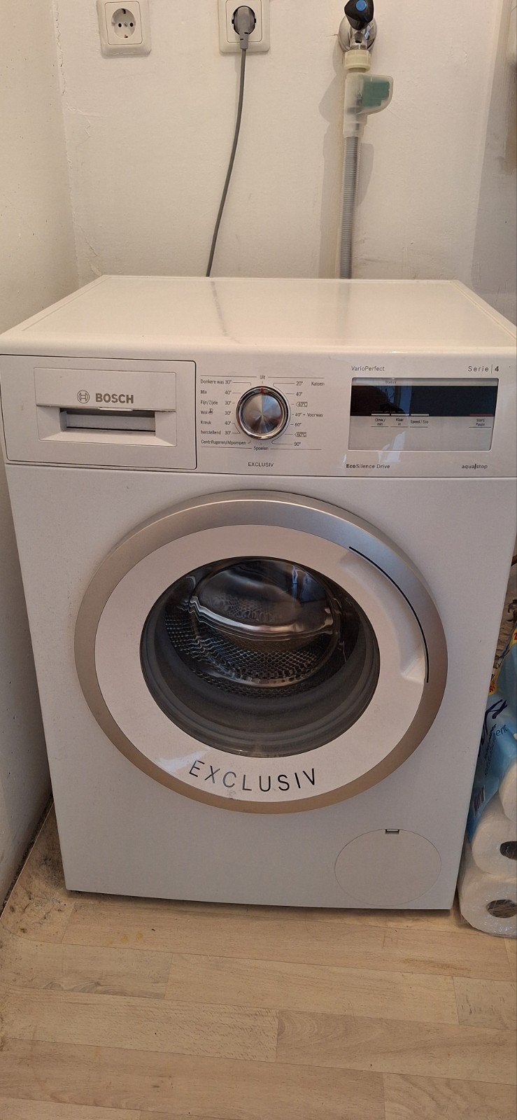 Wasmachine Bosch serie 4, Ophalen, Gebruikt, 85 tot 90 cm, 1200 tot 1600 toeren
