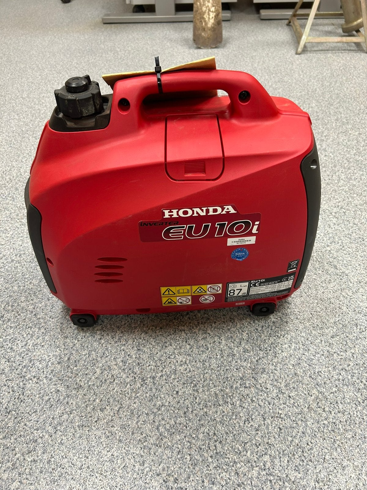 Aggregaat Honda EU10I, Ophalen, Zo goed als nieuw