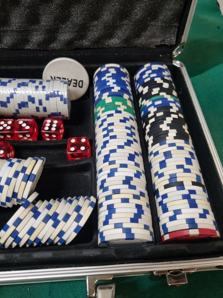 poker set met fiches, Ophalen of Verzenden, 'T Olde Gre-j, Info@toldegrej.nl, Endepoelstraat 20f Didam