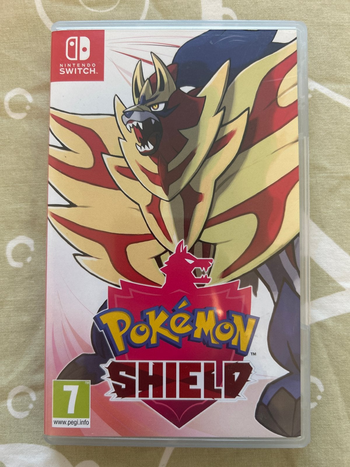 Pokémon Shield - Nintendo Switch (Zo goed als nieuw), Online, 1 speler, Ophalen of Verzenden, Zo goed als nieuw