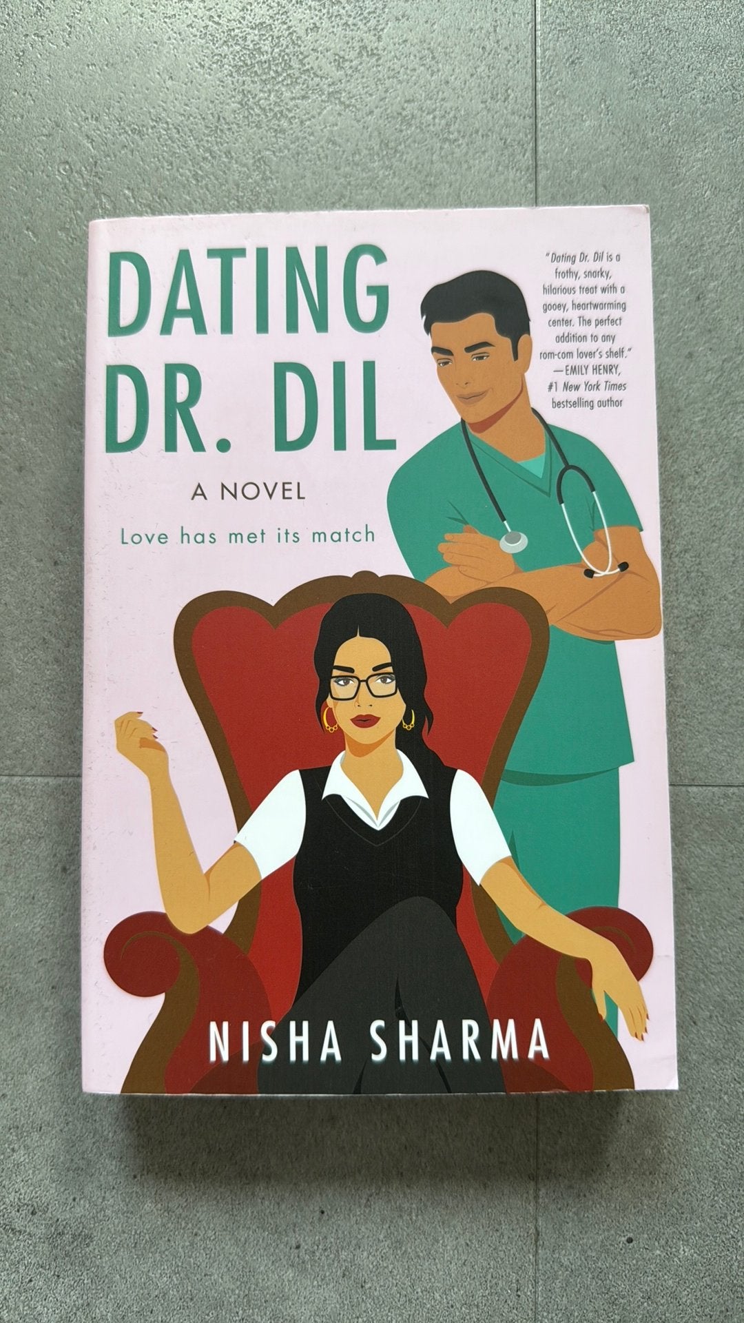 Dating dr. Dil - Nisga Sharma, Ophalen of Verzenden, Zo goed als nieuw