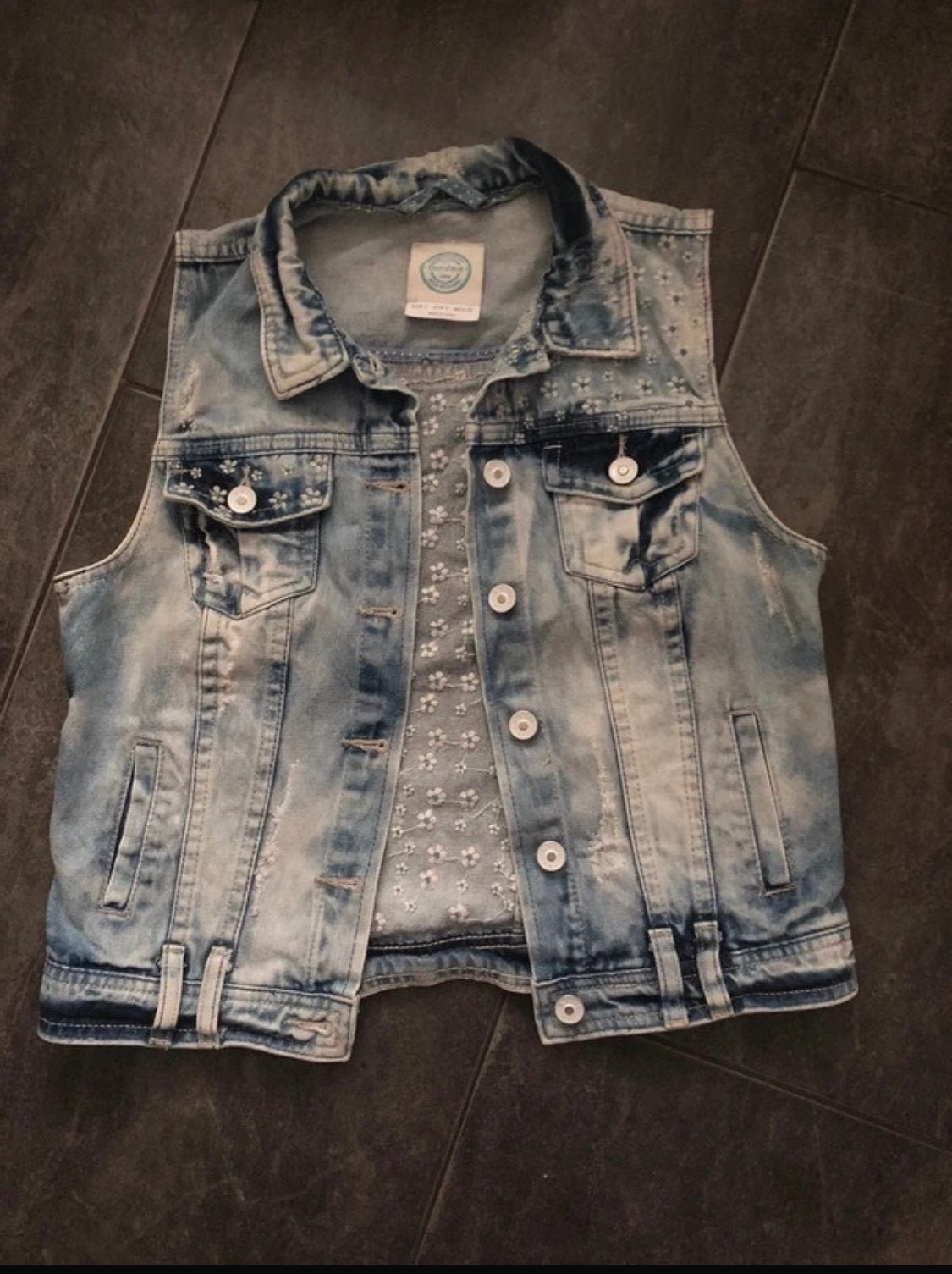 Bershka spijker gilet met bloemenborduursel, Kleding | Dames, Ophalen of Verzenden, Zo goed als nieuw, Maat 36 (S), Blauw