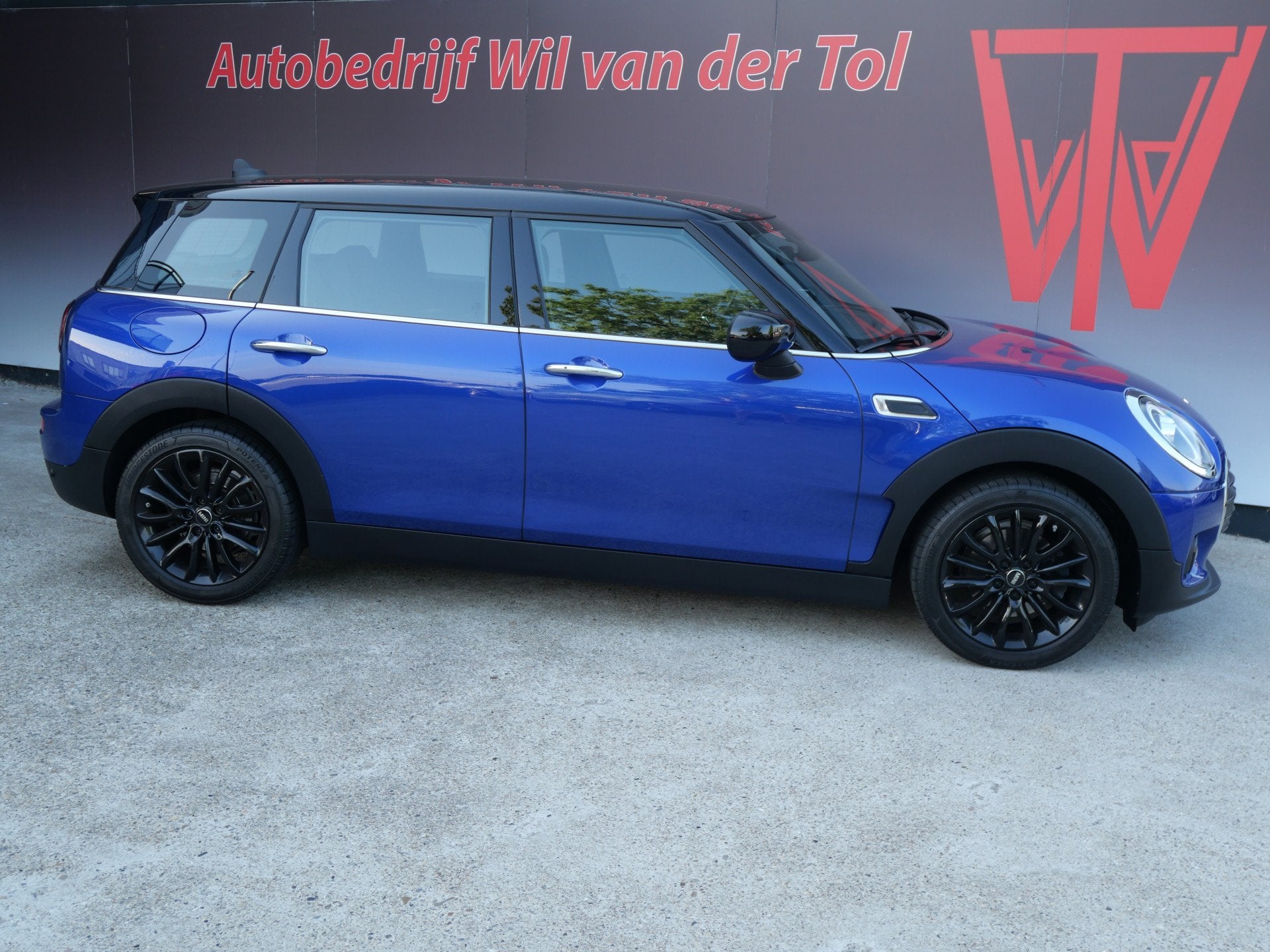 MINI Clubman 1.5 COOPER CHILI | CARPLAY | LED | UNION JACK |, Voorwielaandrijving, Dealer onderhouden, Gebruikt, Blauw
