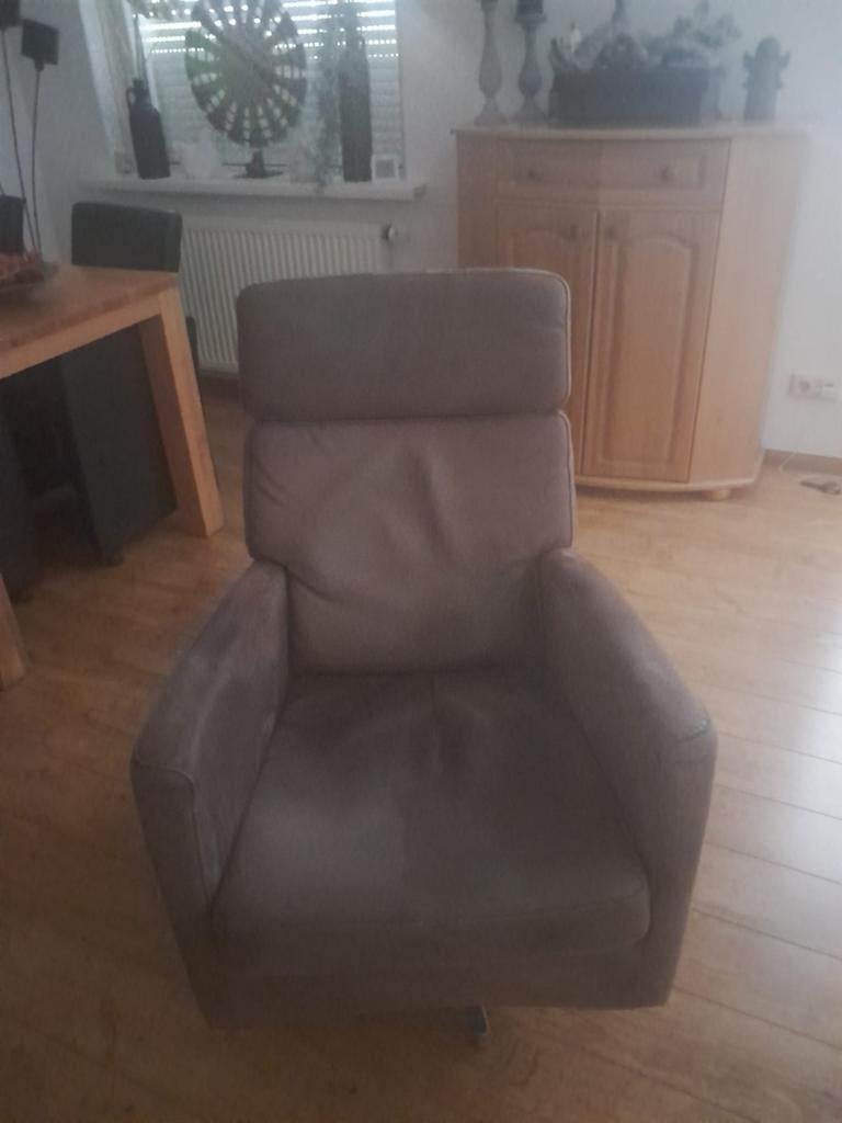 Comfortabele draaistoel in leverkleur, Gebruikt, Overige kleuren, Ophalen of Verzenden, Eén