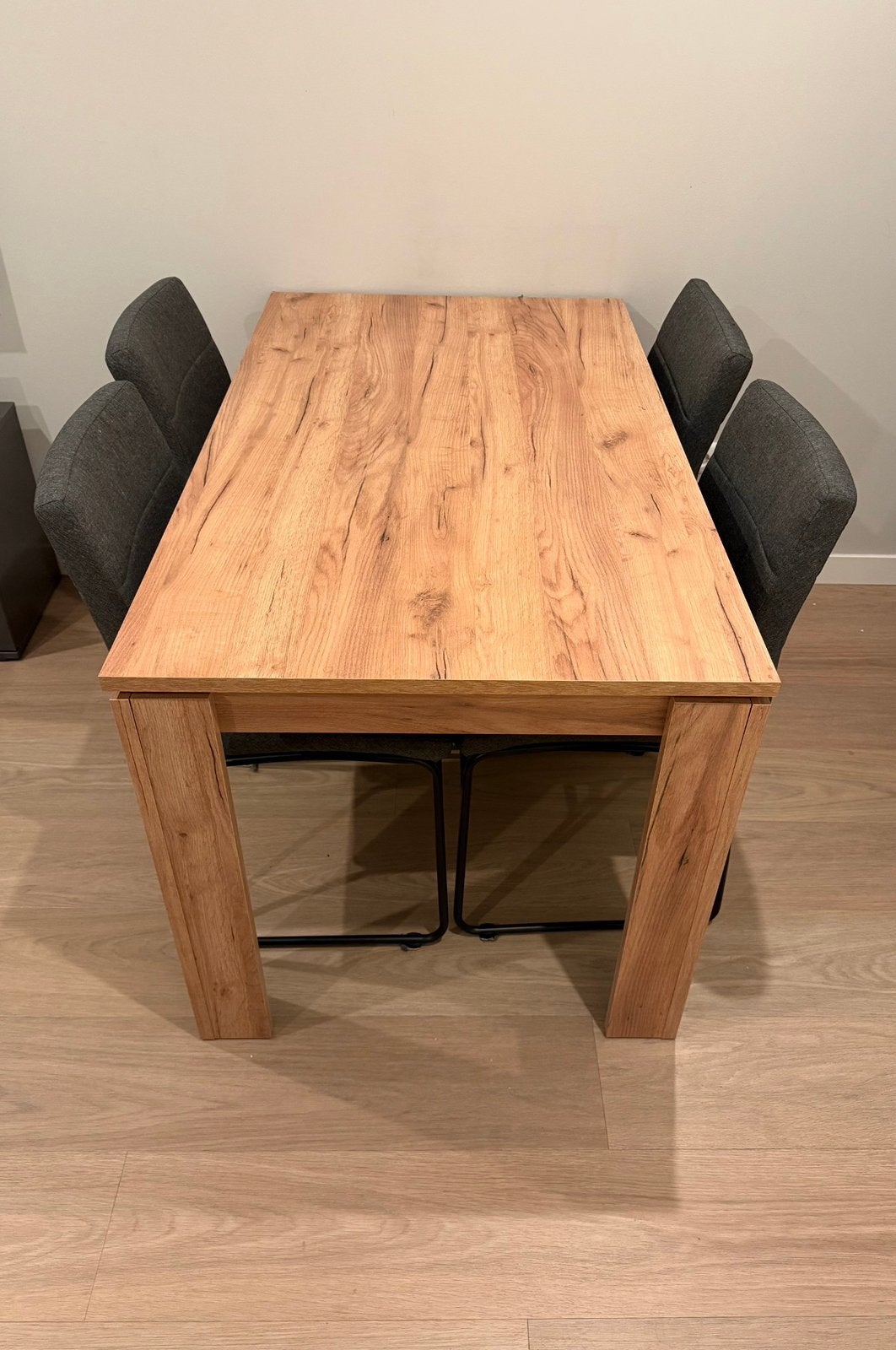 Eettafel met 4 stoelen, Ophalen, Zo goed als nieuw, 4 tot 6 stoelen