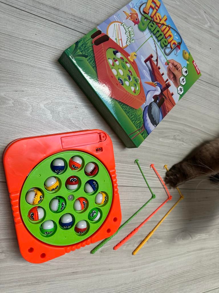 Visspel op batterijen - Inclusief 3 hengels - Toi-Toys, Ophalen, Nieuw, Jongen of Meisje