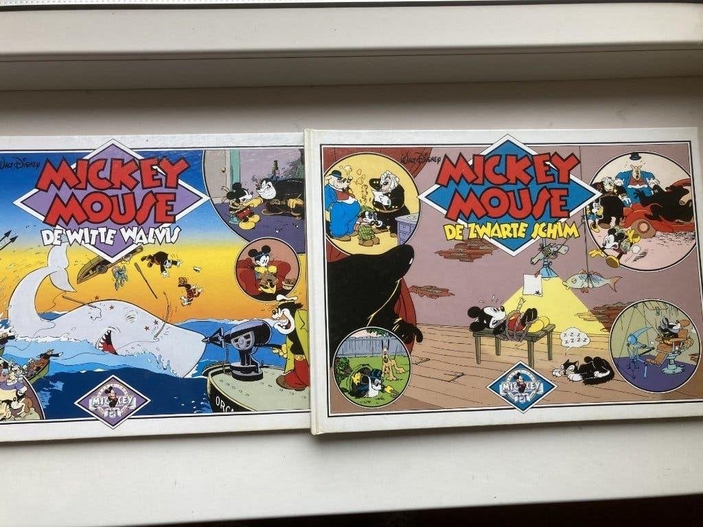 deel 1 en 2 Mickey Mouse zestig jaar Hard Cover / 1928-1988, Ophalen of Verzenden, Mickey Mouse, Zo goed als nieuw, Overige typen