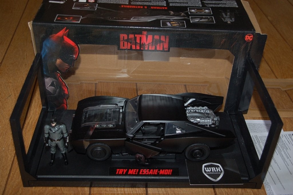 1:18 THE BATMAN BATMOBILE Jada Toys WRH, Hobby en Vrije tijd, Modelauto's | 1:18, Verzenden, Zo goed als nieuw, Auto, Overige merken