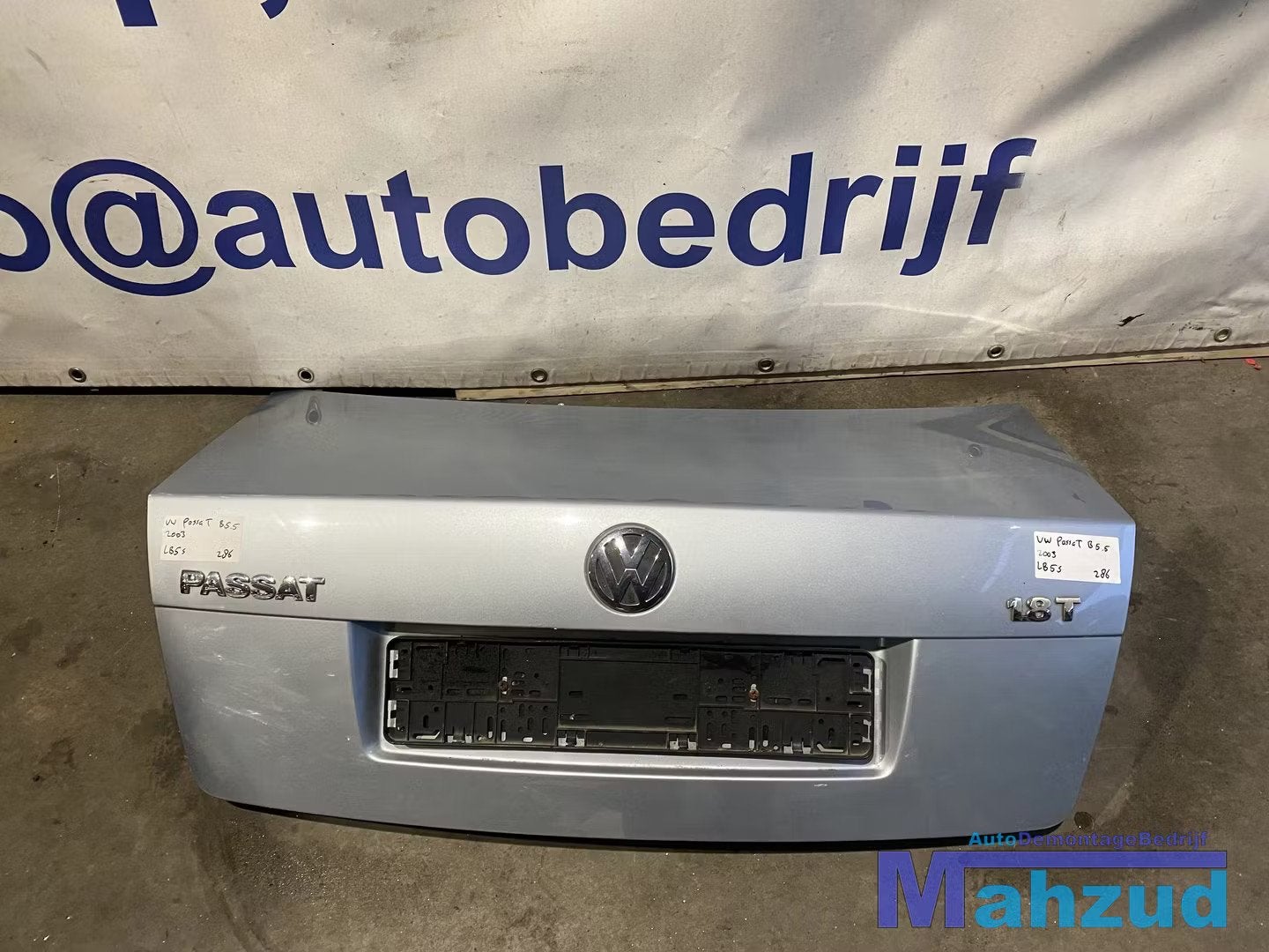 VW PASSAT B5.5 Grijs LB5S Achterklep 2000-2005, Gebruikt, Volkswagen AG, Achter, Berliner Ring 2
38440  Wolfsburg, DE