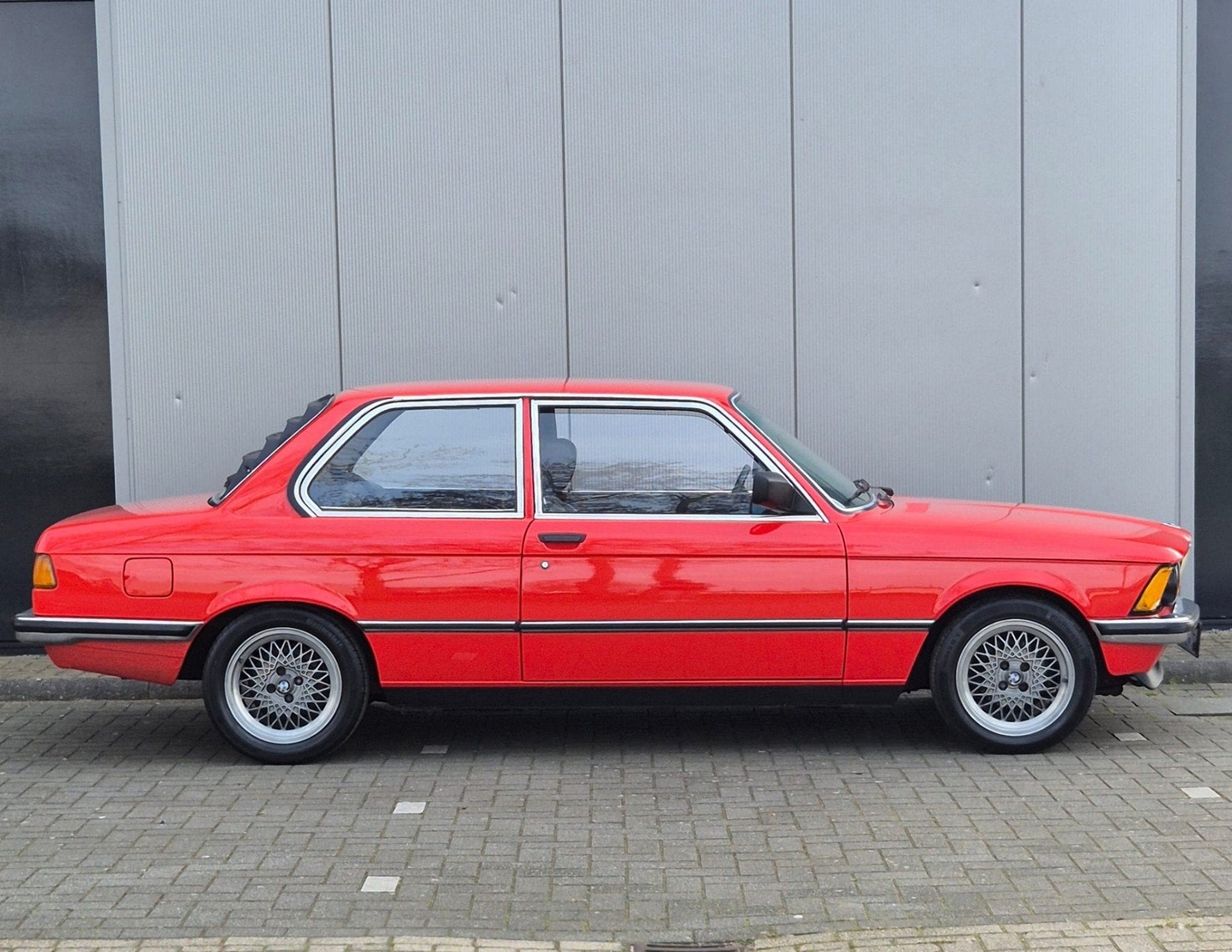 BMW 3-serie 320 / Org NL / Handgeschakeld / 6 cil / Belastin, foto 8