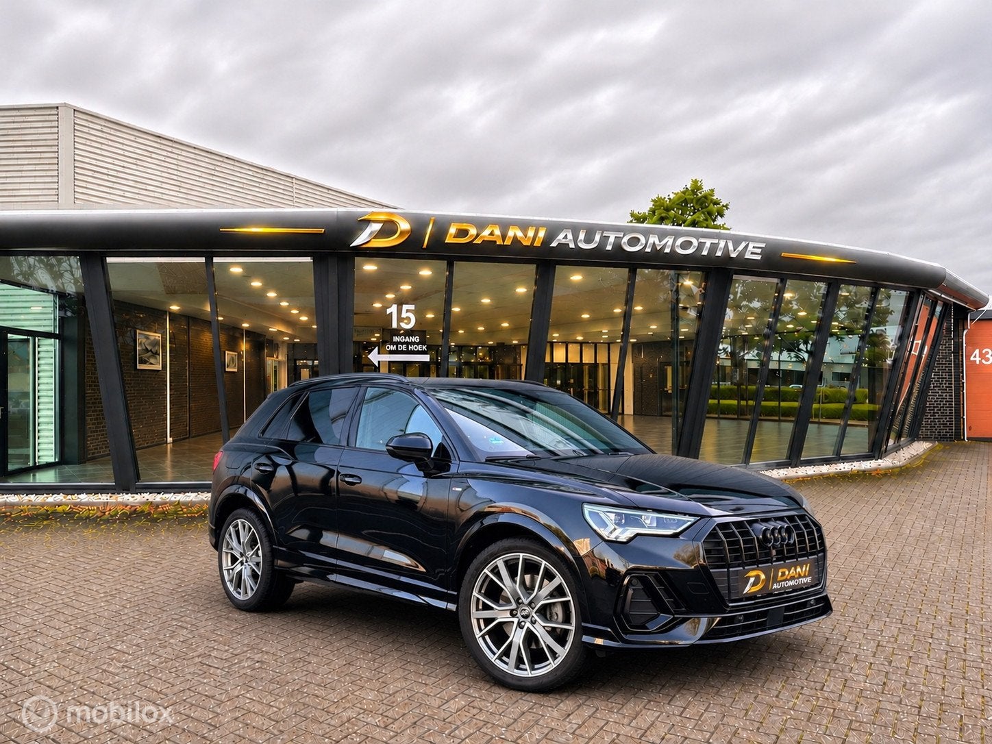Audi Q3 45 TFSIe S edition|Pano|Matrix Led|360 Cam|Acc|Navi, Automaat, Gebruikt, Zwart, 1984 cc