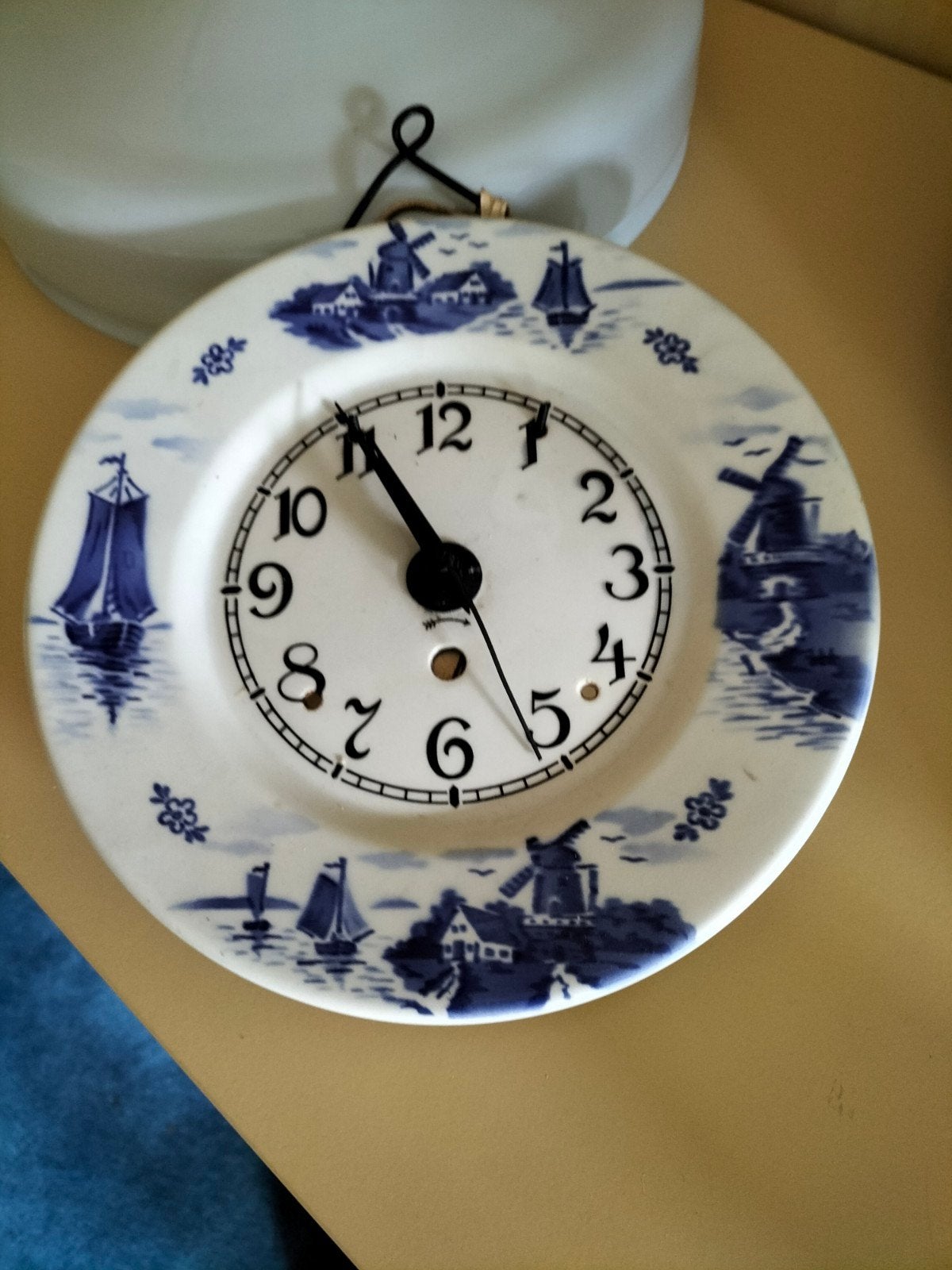 Antieke Delfts Blauwe Keukenklok - Porselein - Elektrisch, Antiek en Kunst, Antiek | Klokken, Ophalen