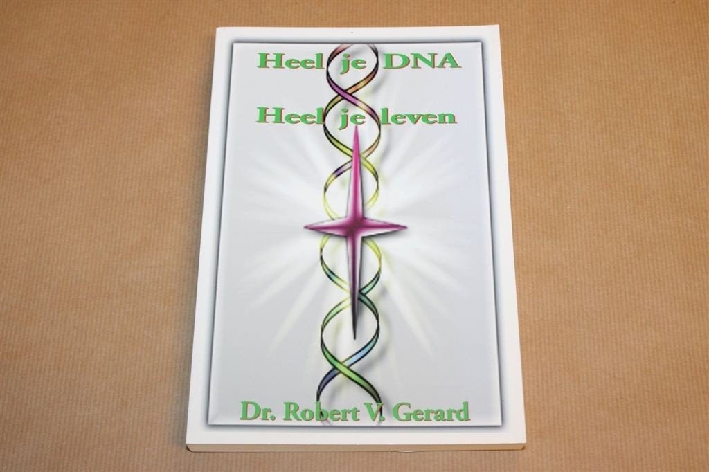 Heel Je DNA Heel Je Leven — DNA Therapie & Zelfheling 2001, Boeken, Ophalen of Verzenden, Gelezen, Overige onderwerpen, Achtergrond en Informatie