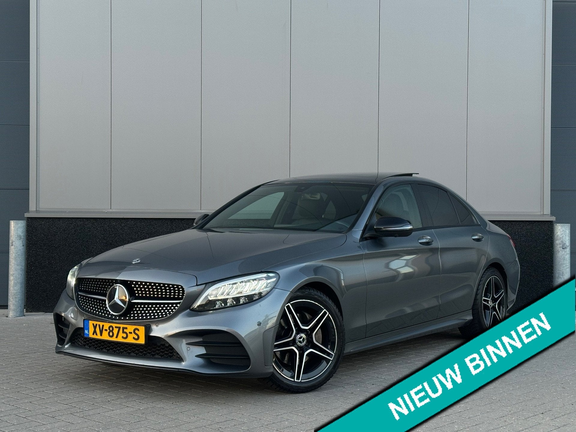 Mercedes-Benz C-klasse 180 AMG Line |PANO|360|TREKHAAK|FACEL, Auto's, Euro 6, Sedan, 16 km/l, 5 stoelen