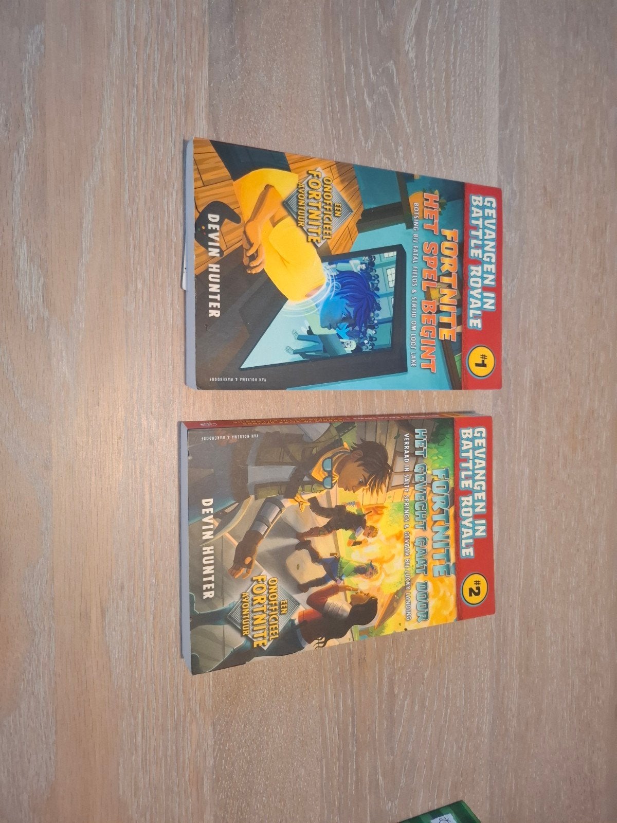 2 boeken van Fortnite deel 1 en 2, Ophalen of Verzenden