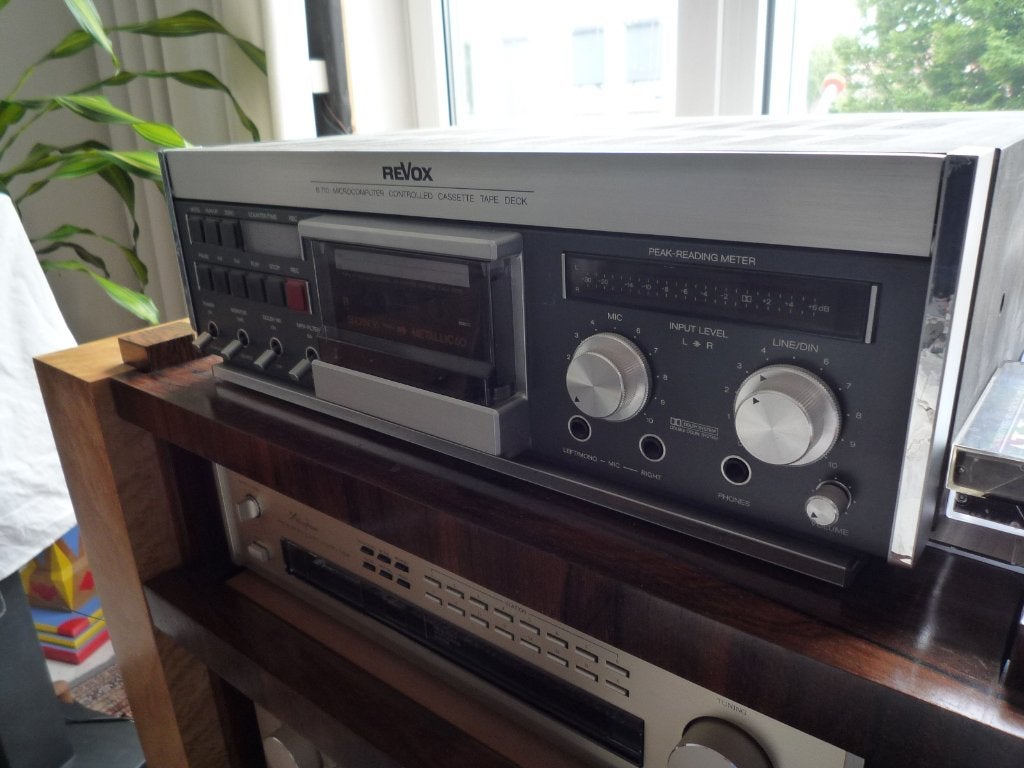 revox b710 100 % nieuw van binnen met doc van revox, Ophalen, Enkel, Overige merken, Tiptoetsen