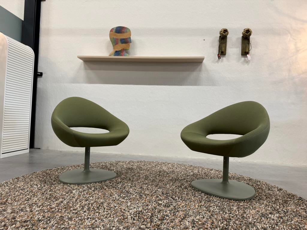 2 Nieuw Artifort Shark Lounge Draaifauteuils Groen stoel