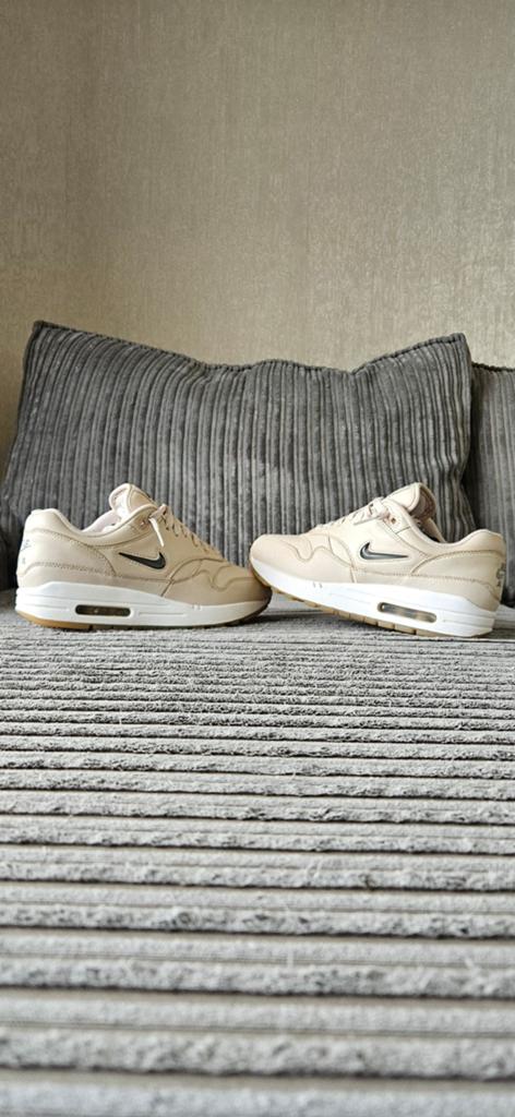 Nike Air Max 1 Premium SC Jewel 'Silt Red', Maat 38 / 24 cm., Beige, Nike, Ophalen of Verzenden, Sneakers of Gympen