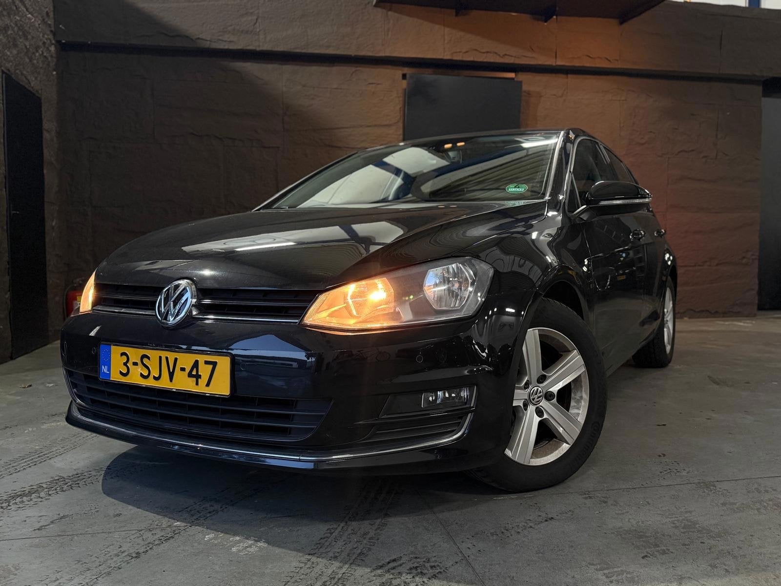 Volkswagen Golf 1.4 TSI Highline ( RIJKLAAR ), Auto's, Euro 5, Gebruikt, 4 cilinders, Alcantara