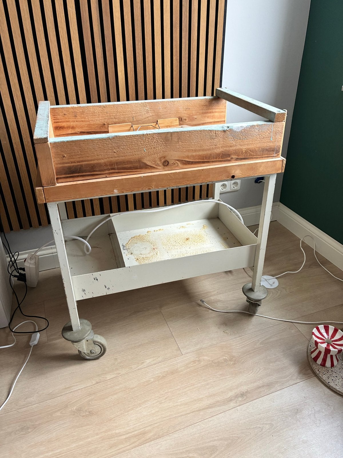 Vintage trolley met houten bak - opknapper, Ophalen
