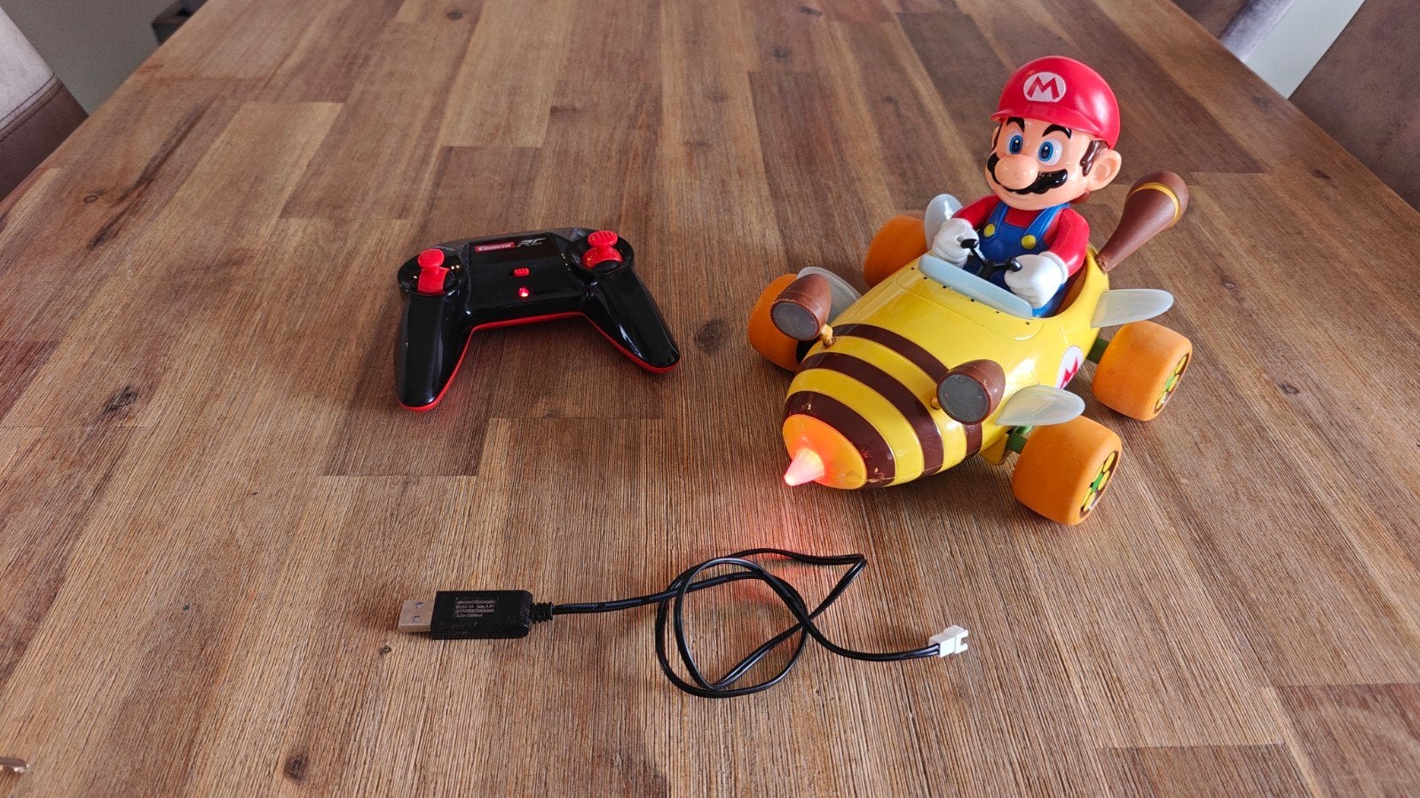 Mario Kart RC auto met licht en bewegende Mario, Elektro, Gebruikt, Ophalen of Verzenden, Auto onroad