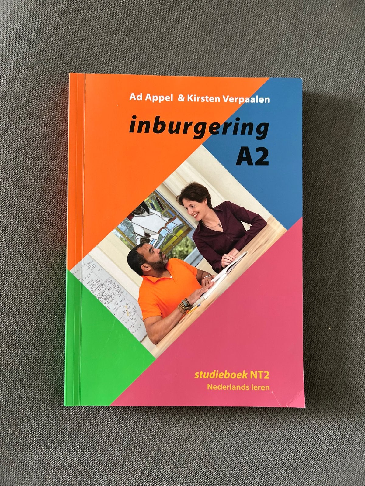 Ad Appel Inburgering A2 studieboek NT2 Nederlands leren, Boeken, Taal | Overige Talen, Ophalen of Verzenden, Zo goed als nieuw