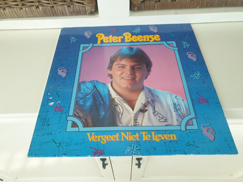 Peter Beense - Vergeet niet te leven (lp), Ophalen of Verzenden, Gebruikt, 12 inch, Levenslied of Smartlap