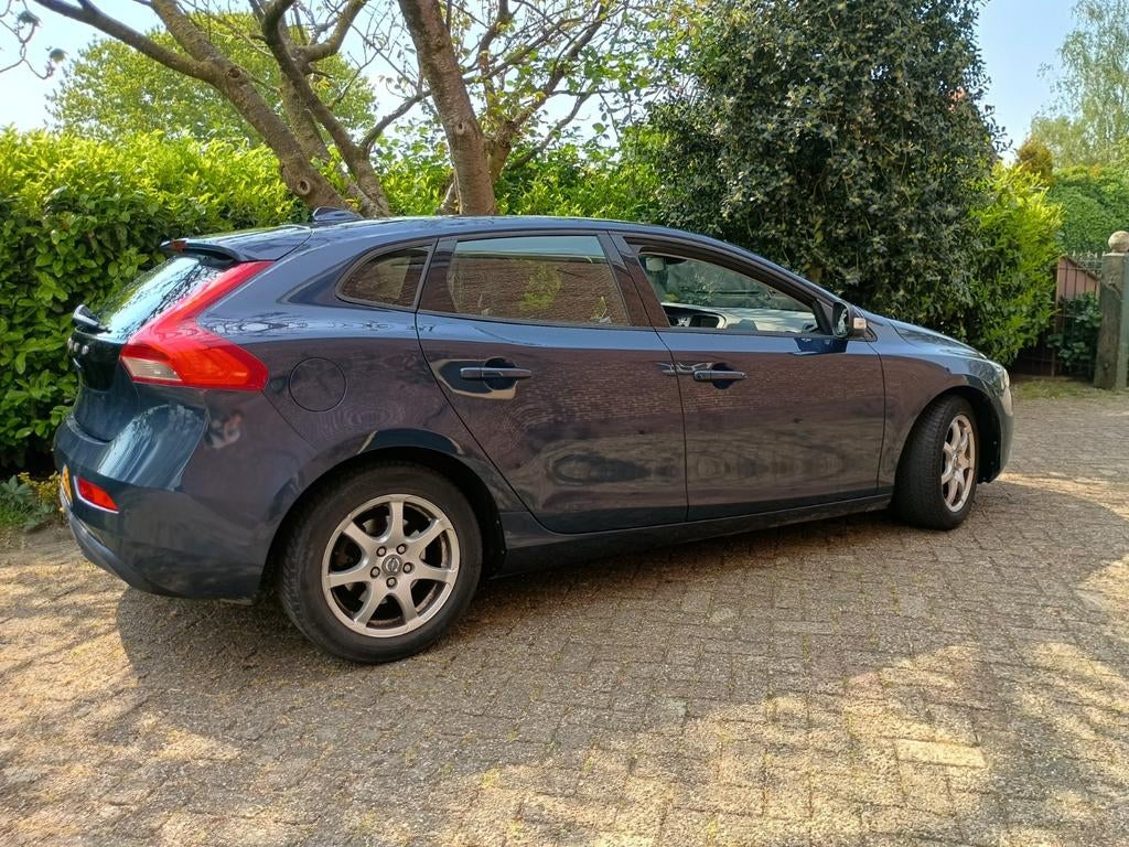 Volvo V40 1.6 D2 115PK 2013 Blauw, Voorwielaandrijving, Stof, 4 cilinders, Blauw