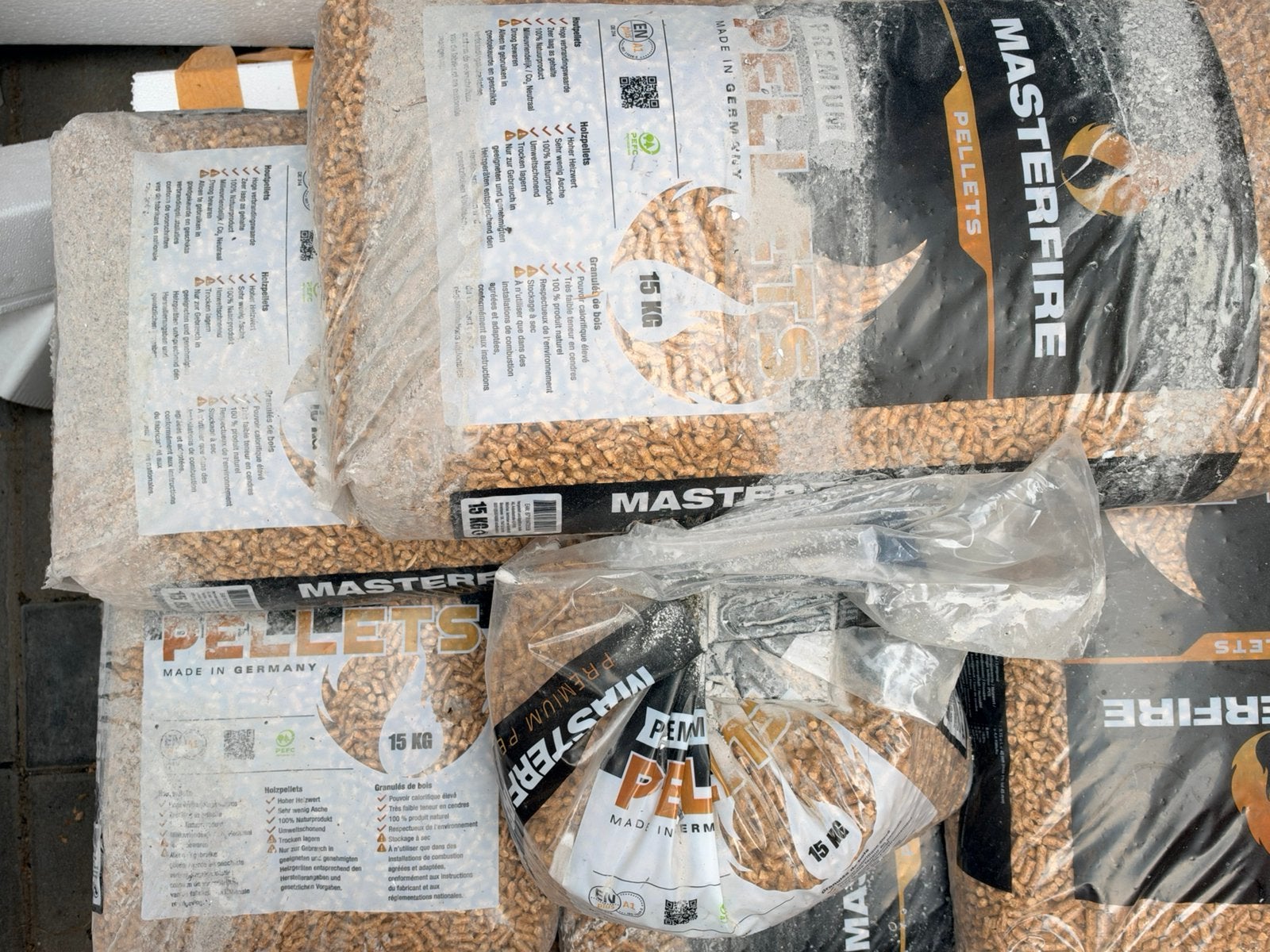 Premium zakken pellet hout 9.5 zakken van 15kg, Ophalen, Overige soorten, Zegels, Bonnen of Punten