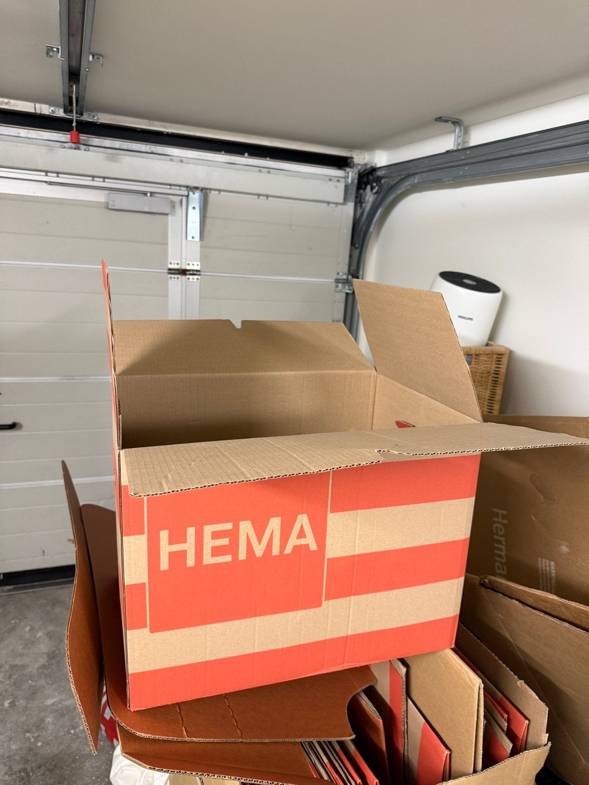 Hema verhuisdozen - moving boxes x 25, Ophalen, 40 tot 60 cm, Opvouwbaar, 50 tot 75 cm