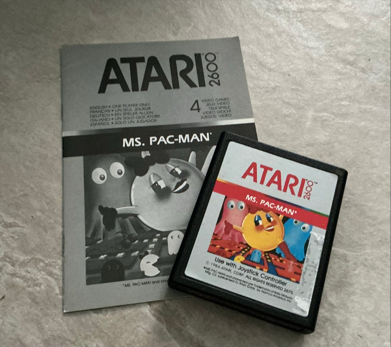 Atari 2600 Ms. Pac-Man - Klassieke Arcade Actie!, Gebruikt, 1 speler, Ophalen of Verzenden, Strategie en Constructie