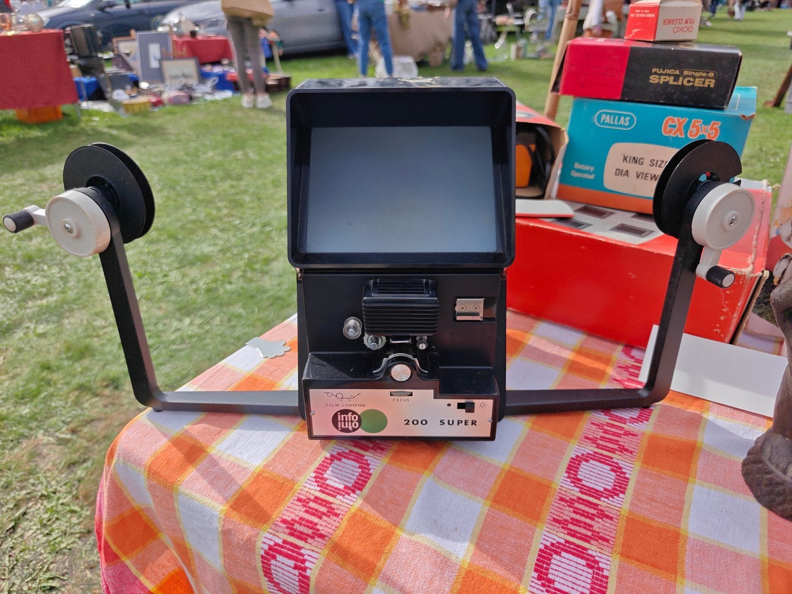 info 200 met flin cleaner en spkicer er bij, Ophalen of Verzenden, 1960 tot 1980, Projector
