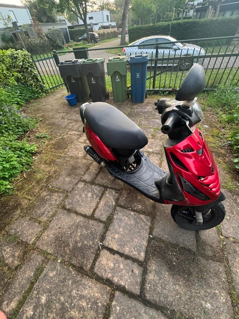 80cc Zip 4t, Ophalen, Zo goed als nieuw, Benzine, Zip
