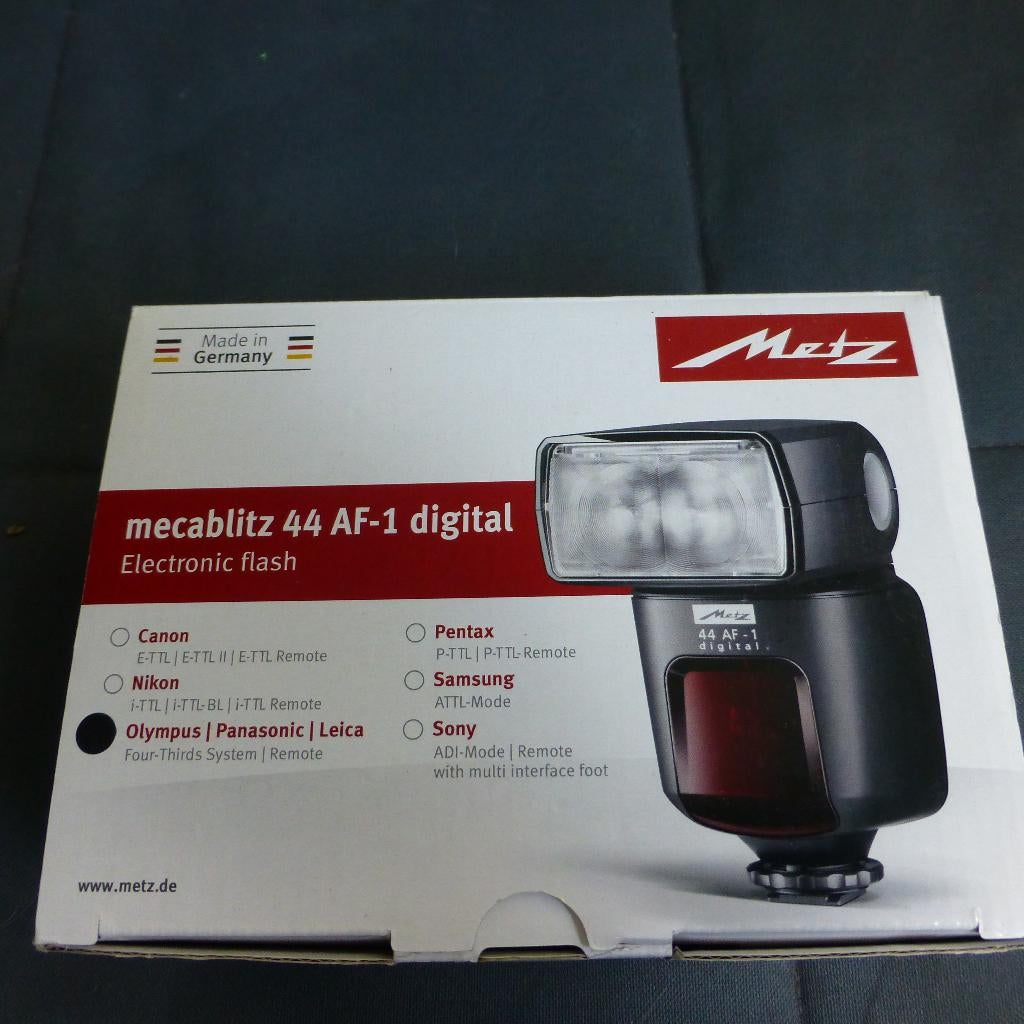 Metz 44 af-1 Flitser voor Digitaal camera nooit gebruikt, Ophalen of Verzenden, Nieuw, Metz, Kantelbaar
