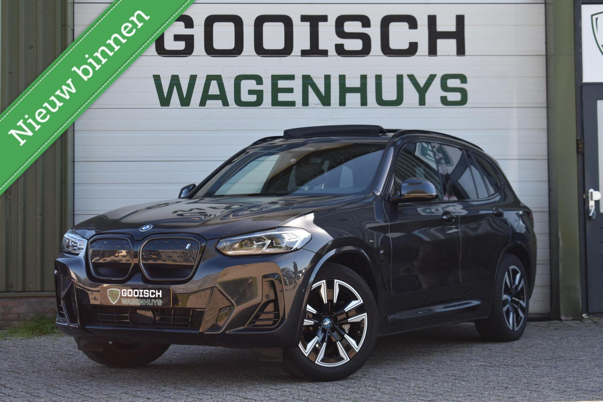 BMW iX3 Executive 80 kWh | M Sport | Pano | Leder | 360 Came, Auto's, Automaat, Achterwielaandrijving, 750 kg, 2155 kg