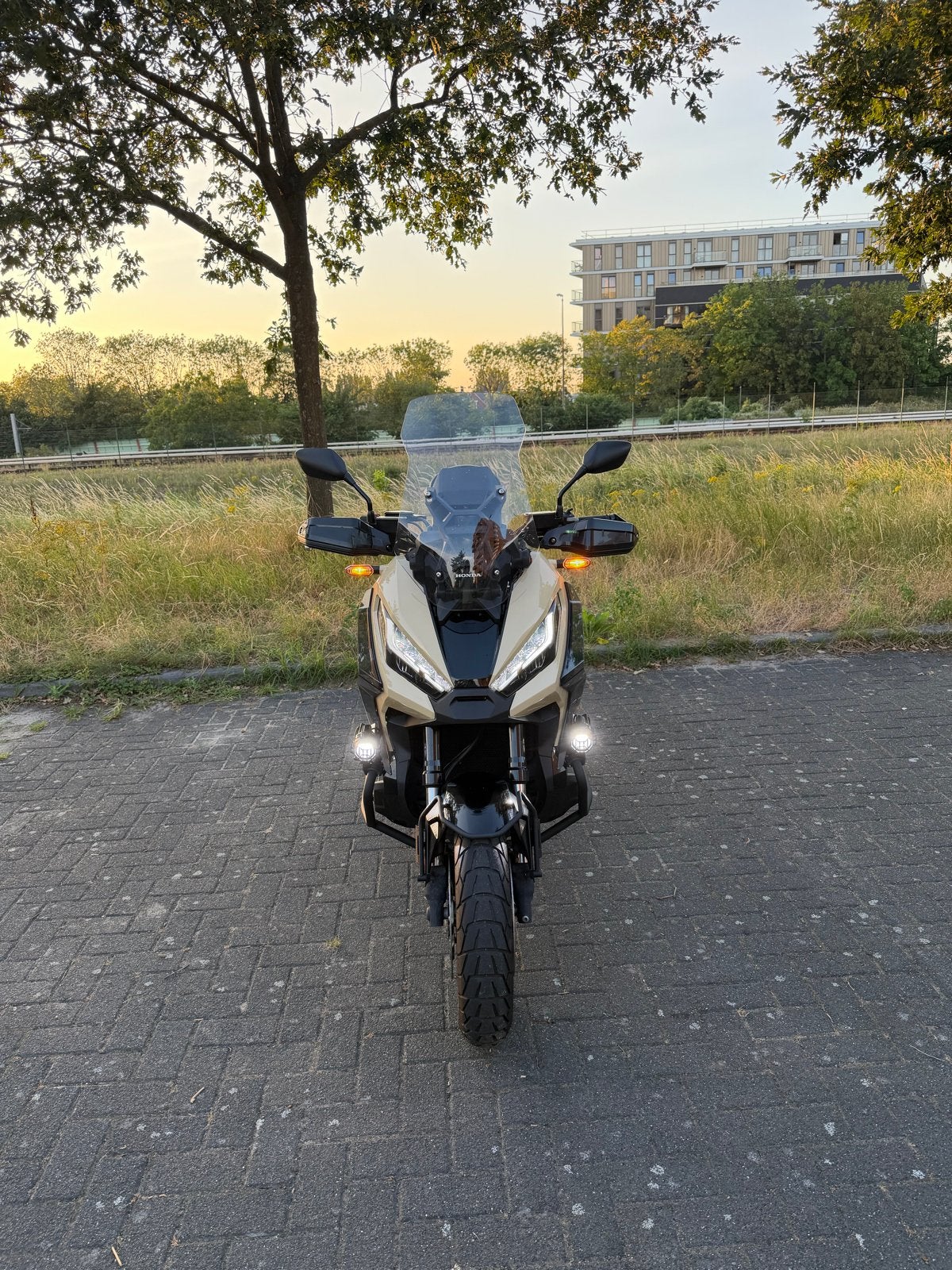 Honda X-ADV 750 Harvest Beige Edition, Motoren, 750 cc, Particulier, Meer dan 35 kW, Automaat