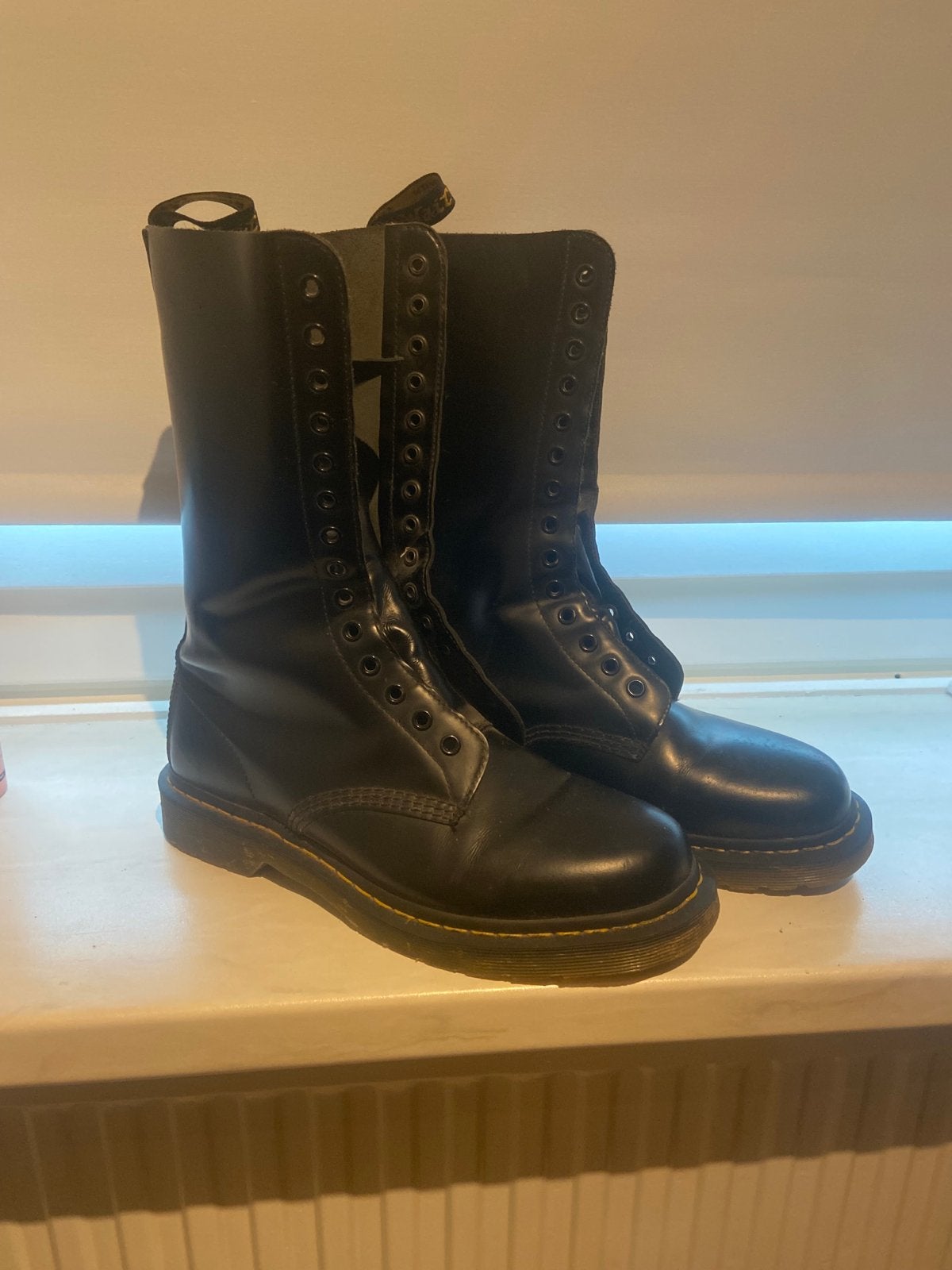Dr. Martens 1914 hoge laarzen maat 42 - Zeer goede staat, Hoge laarzen, Zwart, Ophalen of Verzenden, Zo goed als nieuw