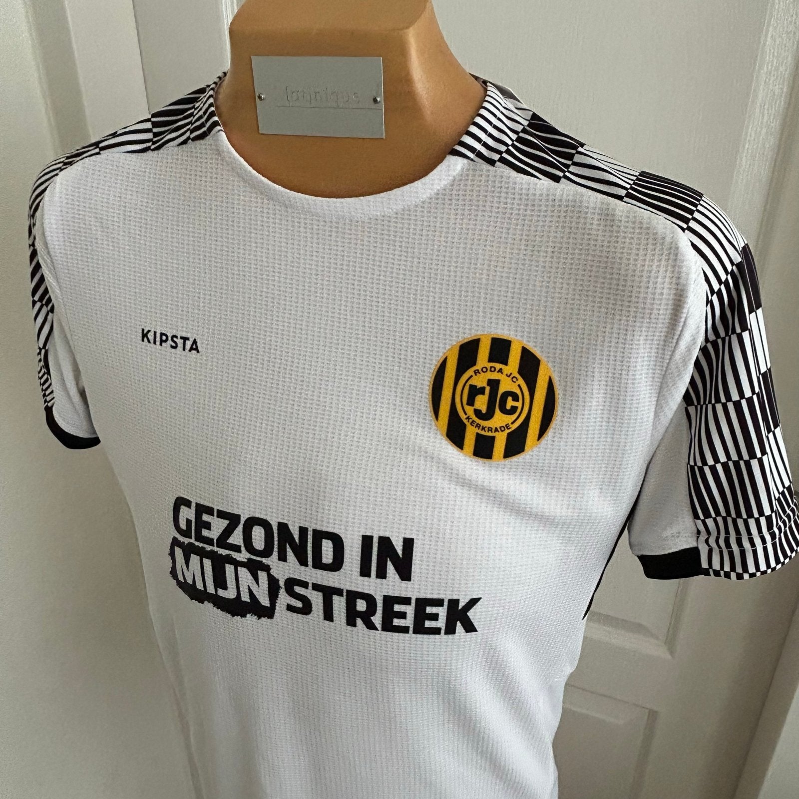 Prachtig Roda JC Kerkrade wit shirt Maat S Nieuw met labels, Sport en Fitness, Maat S, Ophalen of Verzenden, Nieuw, Shirt