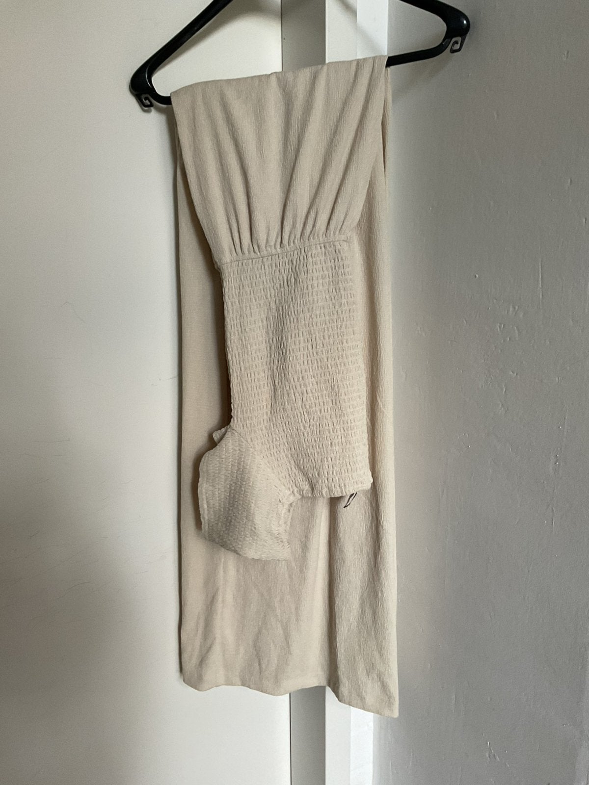 Jumpsuit met heel wijde pijpen AMISU 42, Ophalen of Verzenden, Zo goed als nieuw, Maat 42/44 (L), Beige