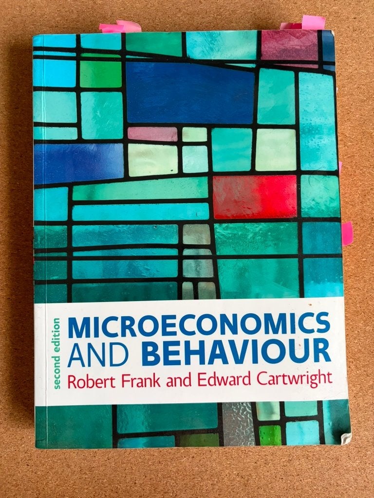 Microeconomics and Behaviour - R. Frank & E. Cartwright, Robert Frank and Edward Cartwright, Ophalen of Verzenden, Gamma, WO