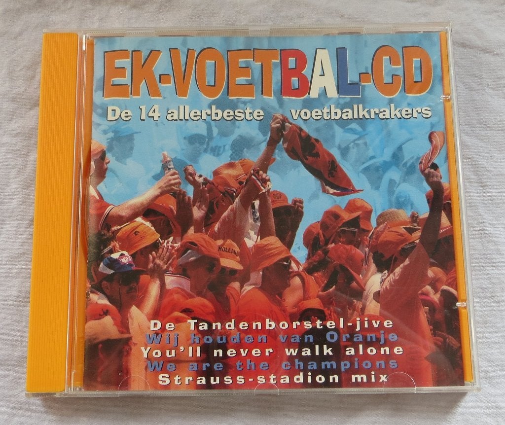CD - EK-Voetbal-CD - De 14 allerbeste voetbalkrakers 1996, Ophalen of Verzenden, Zo goed als nieuw, Feestmuziek