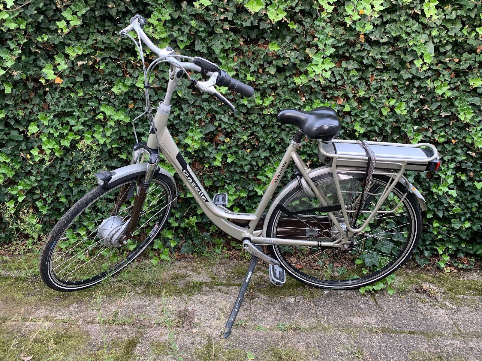 Gazelle puls elektrische damesfiets, Ophalen, Zo goed als nieuw, 51 tot 55 cm, 50 km per accu of meer