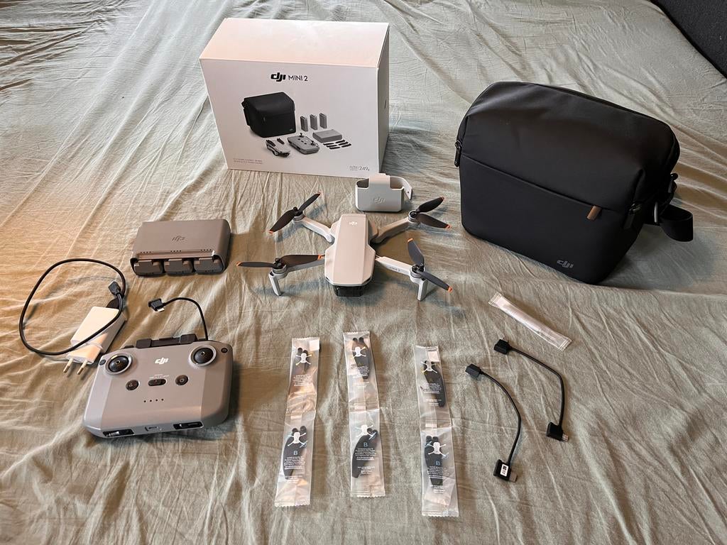 DJI Mini 2 Fly More Combo - Compacte en Complete Drone, Audio, Tv en Foto, Drones, Cameradrone, Extra accu('s), 5 tot 10 kilometer