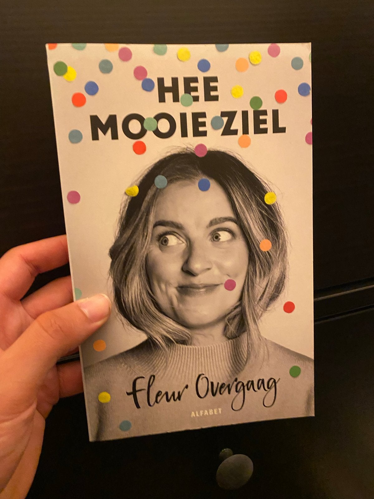 Hee Mooie Ziel - Fleur Overgaag (Zo goed als nieuw), Boeken, Ophalen of Verzenden, Zo goed als nieuw, Verhalen