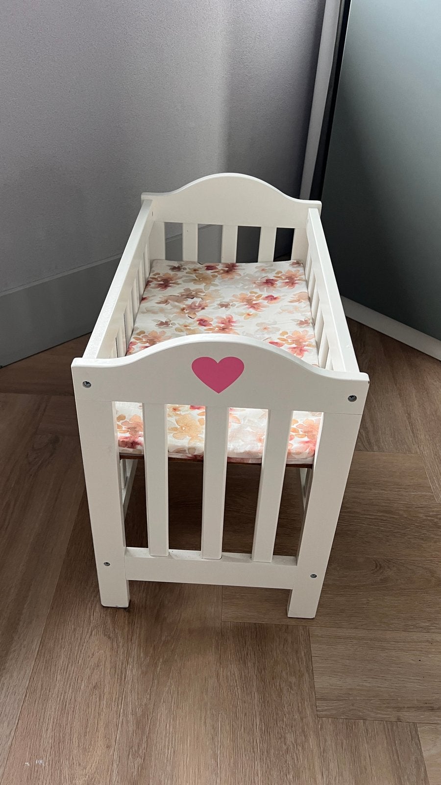 Poppenbedje met op maat gemaakt matras, Ophalen, Gebruikt, Babypop