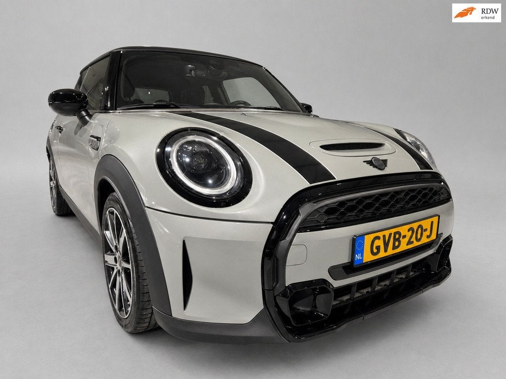 Mini 2.0 Cooper S - JCW Pack - Panoramadak - Keyless - Camer, 1998 cc, Gebruikt, 4 stoelen, Leder