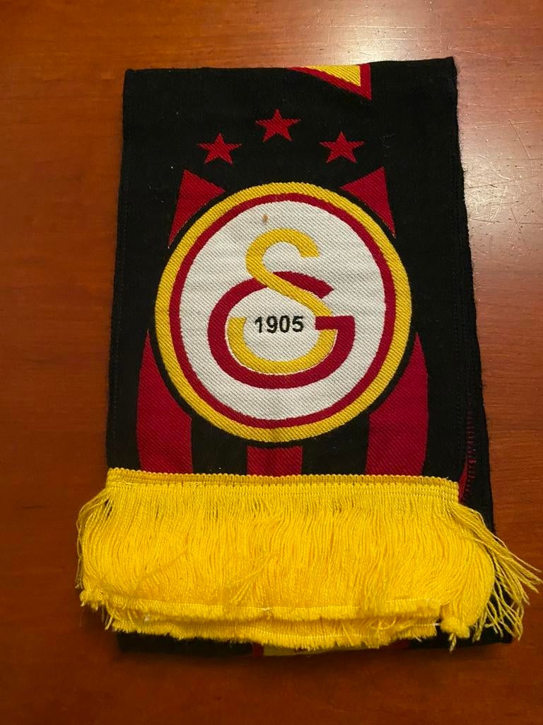 Galatasaray şal ve fincan, Ophalen, Zo goed als nieuw, Buitenlandse clubs