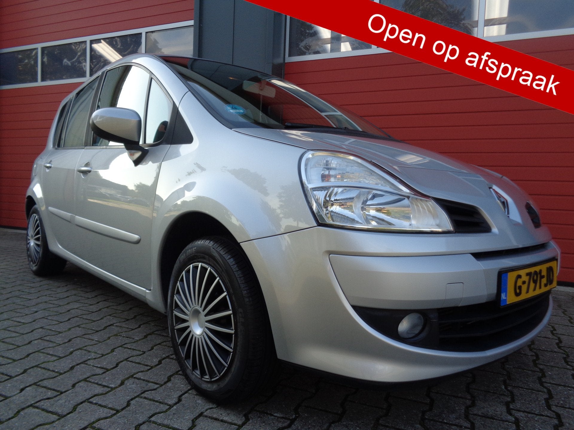Renault Grand Modus 1.2 TCE Exception 101PK Airco Cruise Hog, Voorwielaandrijving, 101 pk, Gebruikt, 4 cilinders