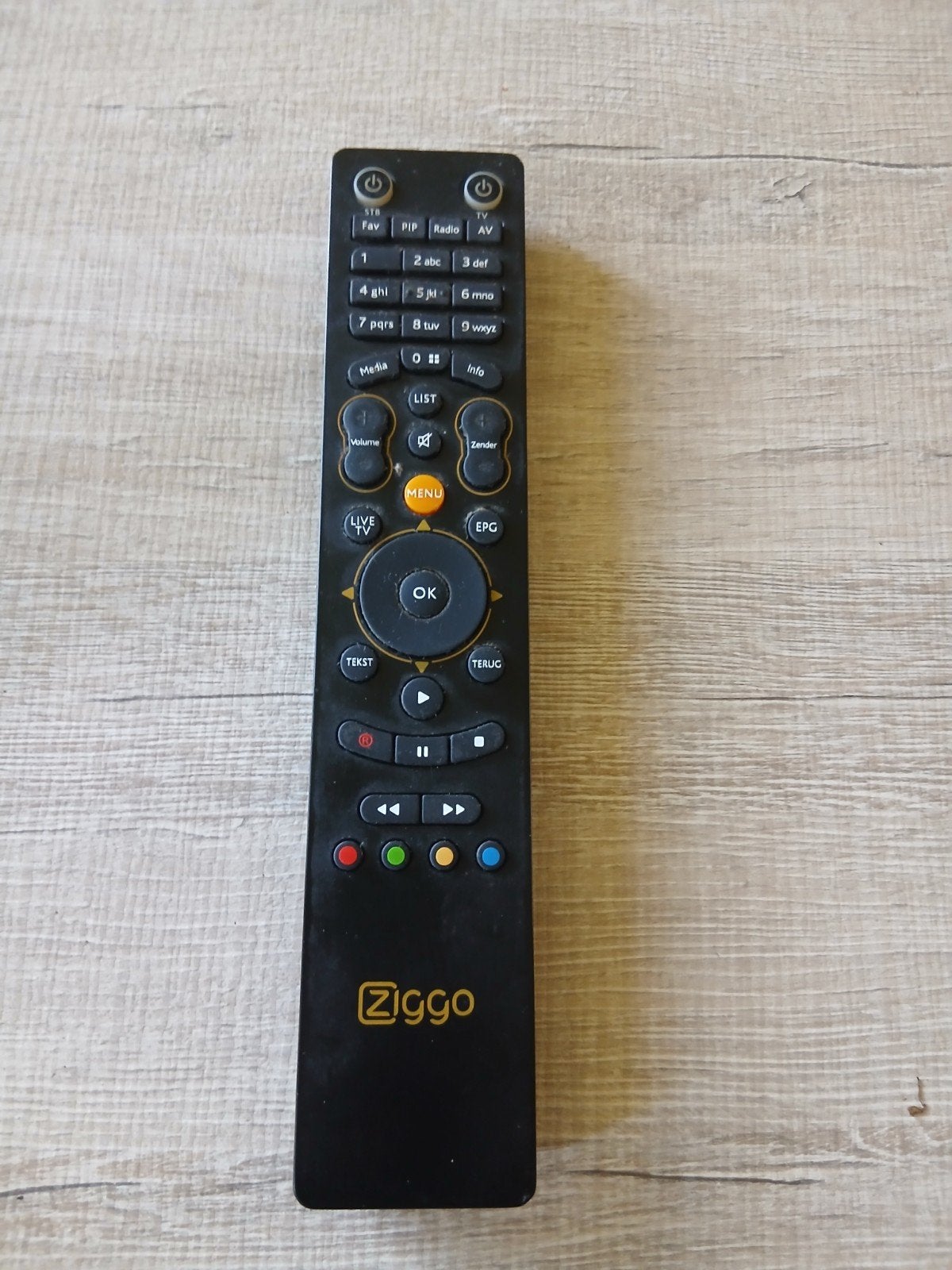 Ziggo afstandsbediening - Zo goed als nieuw, Ophalen of Verzenden, Zo goed als nieuw, Origineel, Mediaspeler